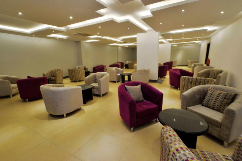 City Suites photo