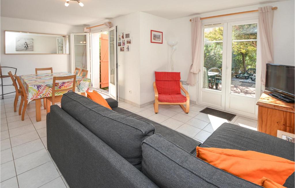 3 Bedroom Awesome Home In Aigues-Mortes - 5
