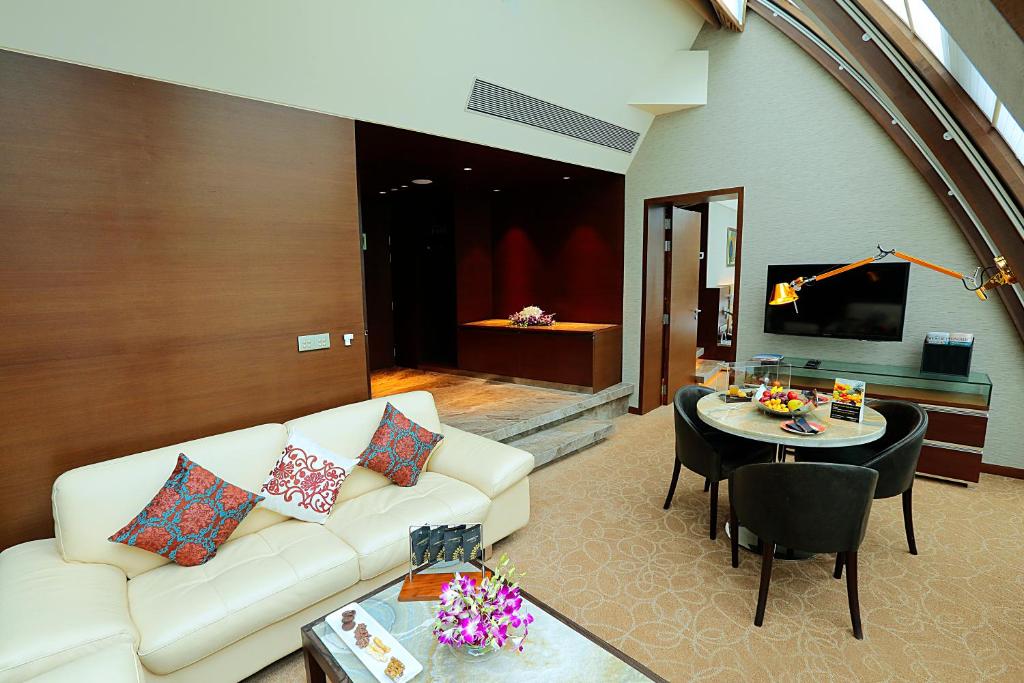 Mumbai Sahara Star Hotel Additional