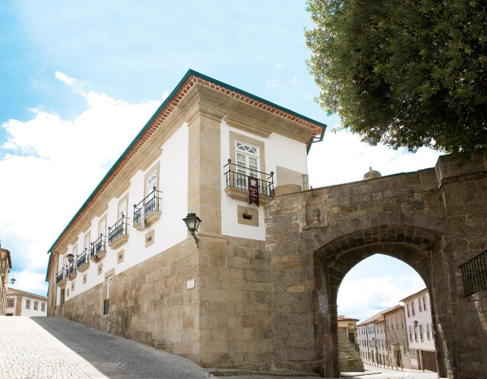 Montebelo Palacio dos Melos Viseu Historic Hotel — Hotel in Viseu