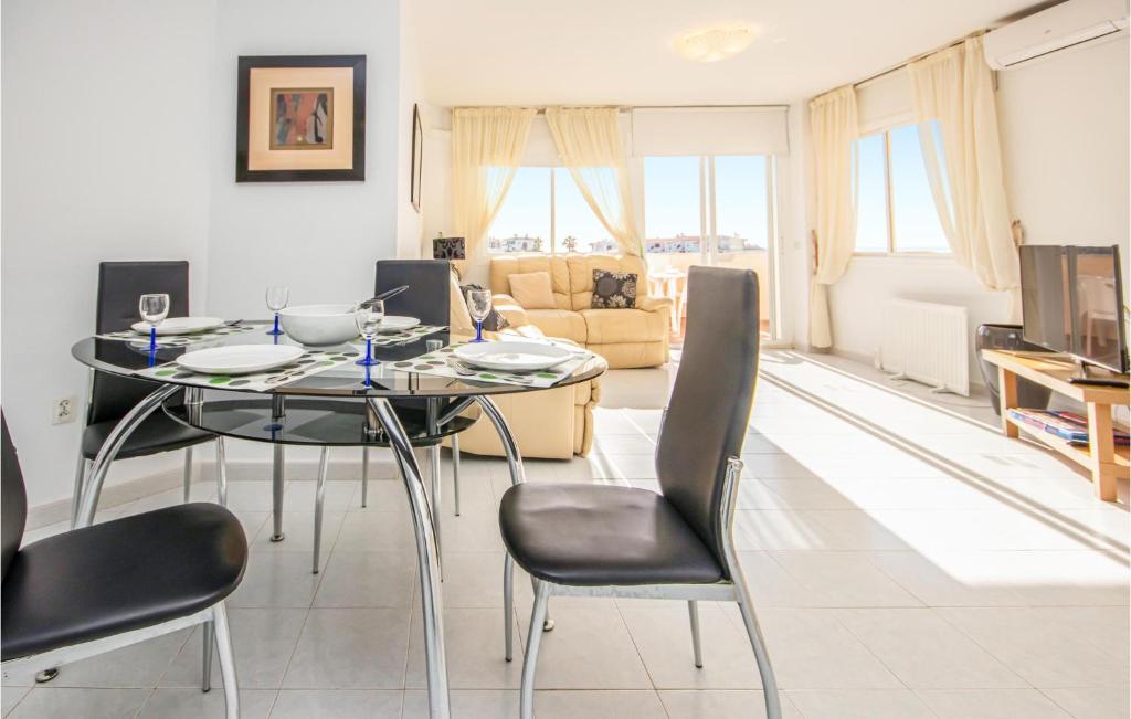 Nice Apartment In Rivera Del Sol - 3