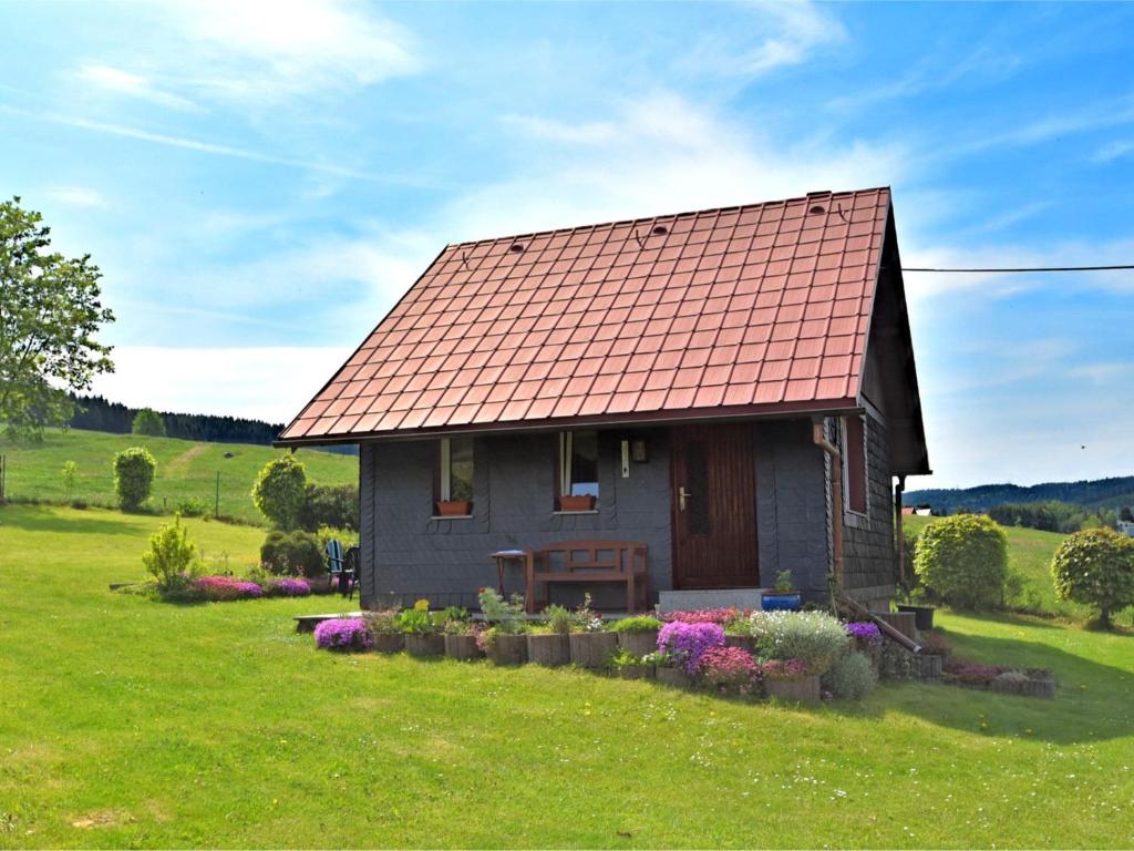 Snug Holiday Home in Altenfeld with Private Terrace