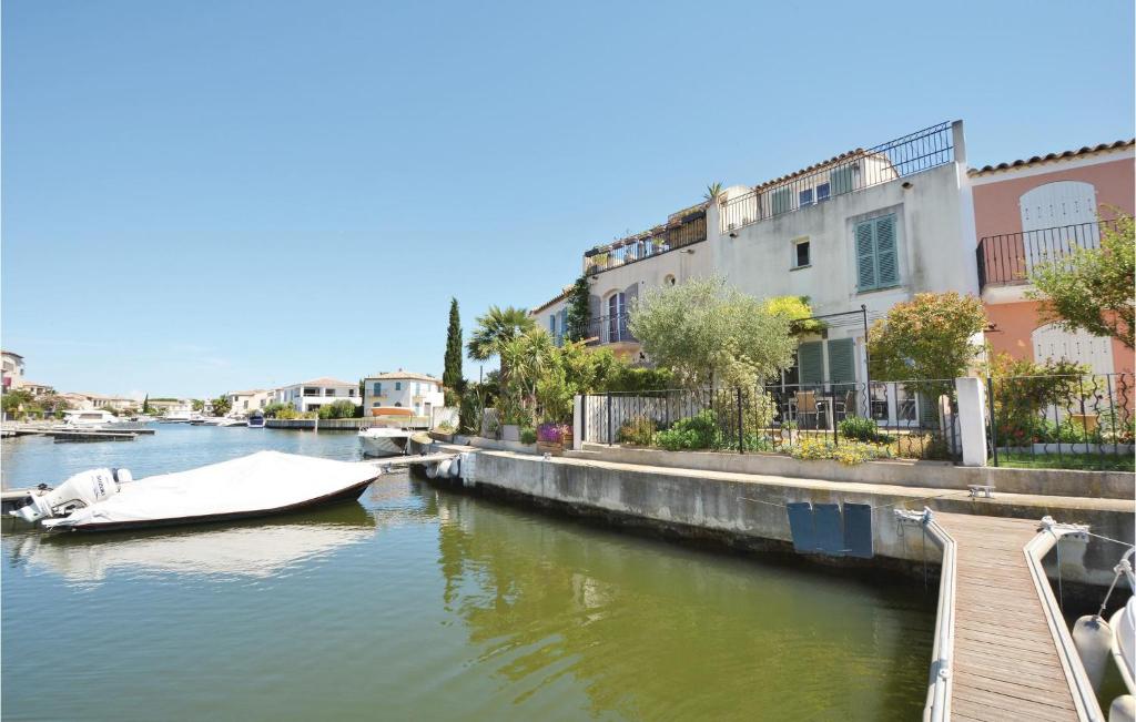 Charmante Maison À Aigues-Mortes Avec Wi-Fi - 1