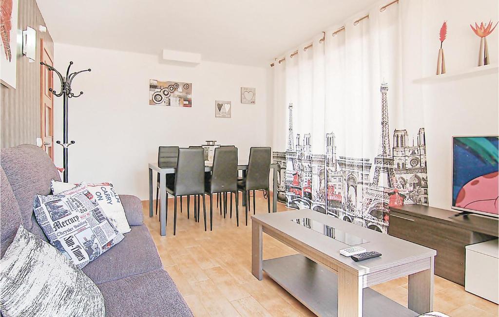 Awesome Apartment In Malgrat De Mar 전경