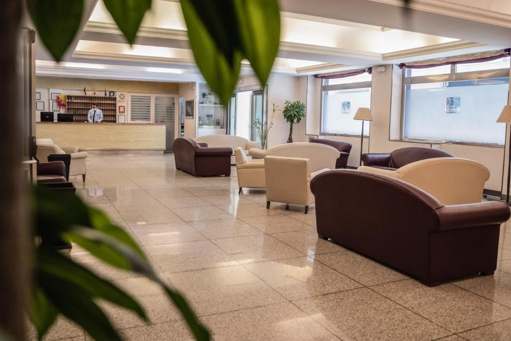 Hotel Mediterraneo - 4