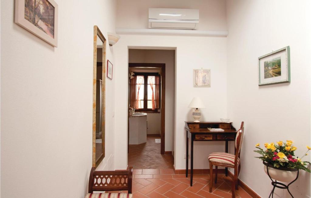 Awesome Home In Ponte Buggianese Pt With Wifi, Private Swimming Pool And Outdoor Swimming Pool photo
