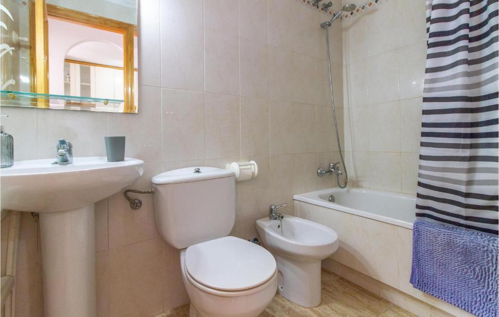 Amazing apartment in Los Arenales del Sol with Outdoor swimming pool and Swimming pool photo