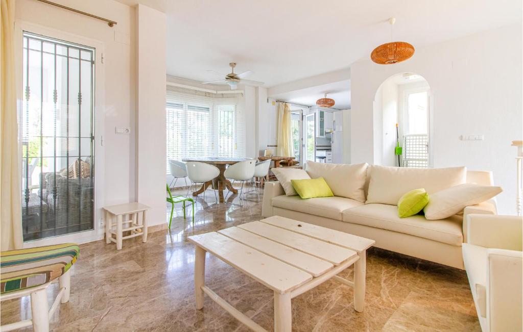 Awesome Home In Alacant With Wifi - 2