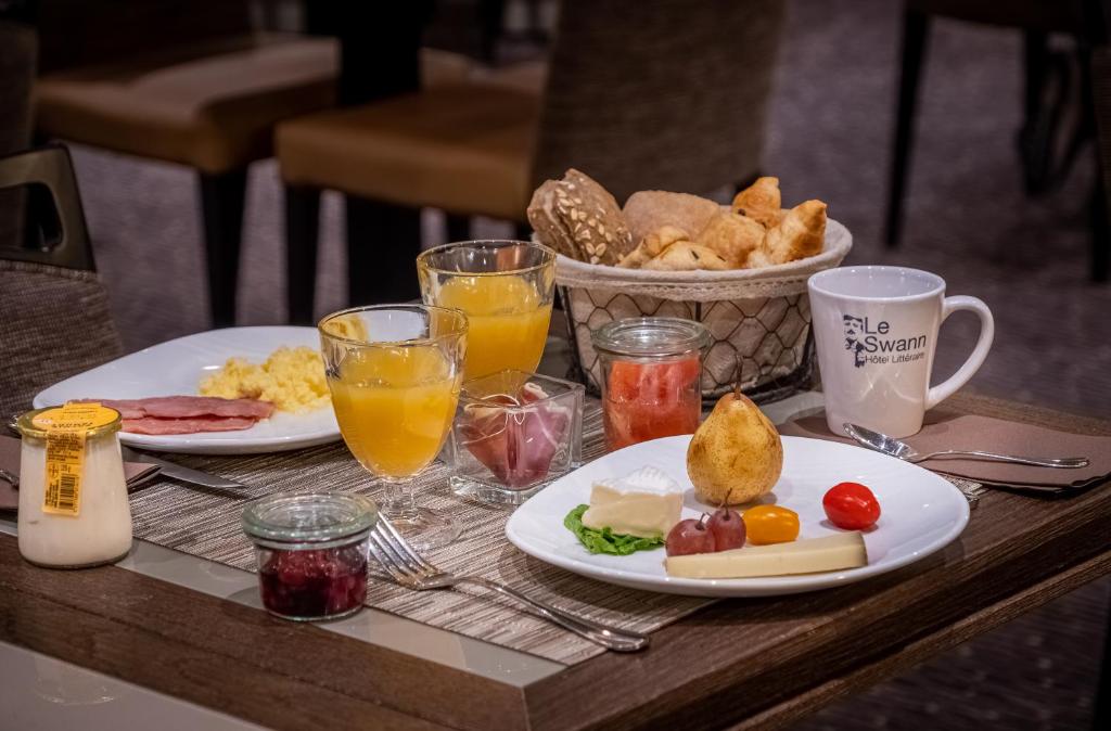 Храна и напитки