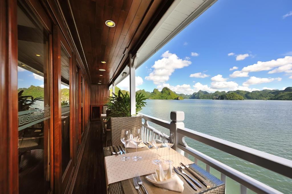 Paradise Peak Cruise Paradise Peak Cruise