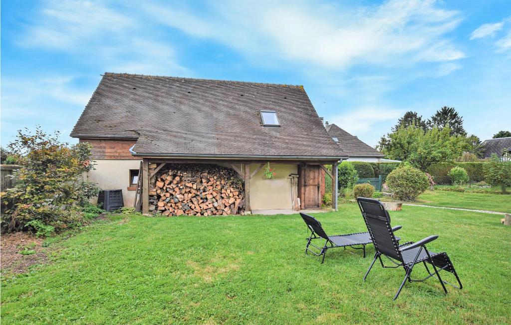 Stunning apartment in Le Mesnil-Esnard with WiFi photo