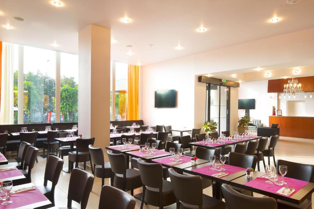 Restaurant, Executive Hotel in Paris