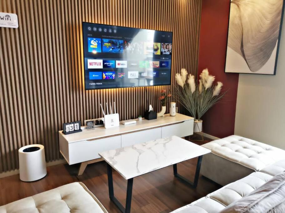 ※THE UNIQUE HOME @ KL※ SUNWAY VELOCITY-TRX ◆2-7PAX — Hotel in Kuala Lumpur
