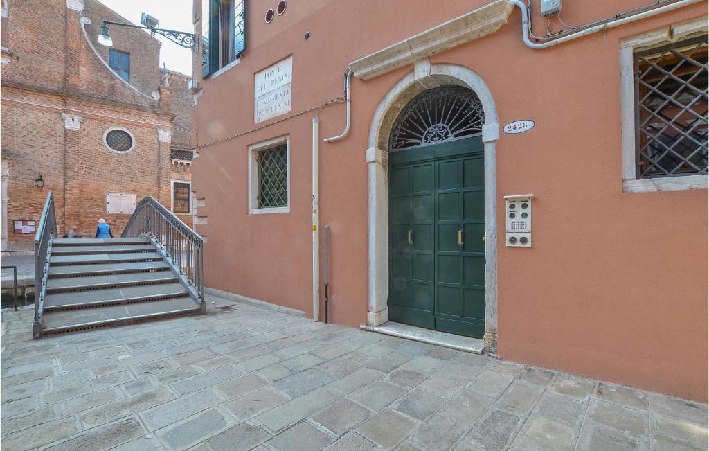 Stunning apartment in Venezia with 2 Bedrooms and WiFi photo