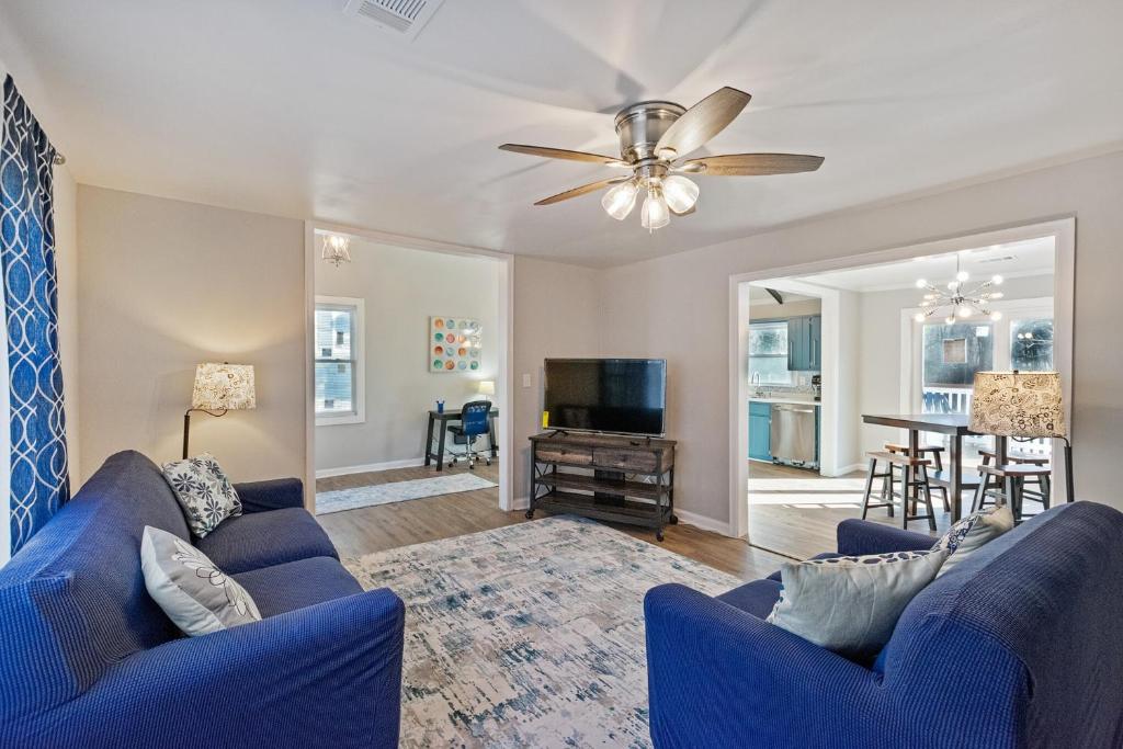 Explore Atlanta! Enjoy all the city has to offer without the noise and stress of city life! home