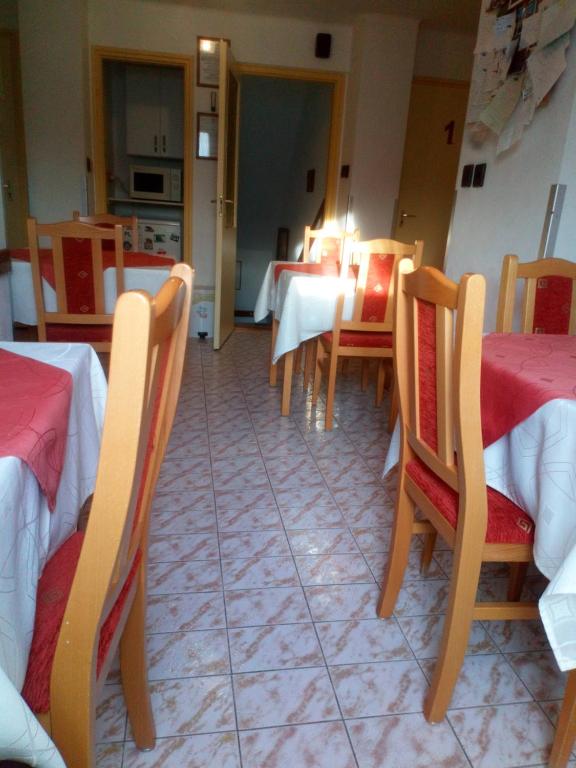 Restaurant, Agria Retur Vendeghaz in Eger