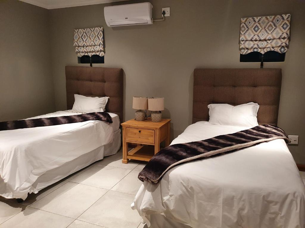 42@ Ditholo Game Lodge photo