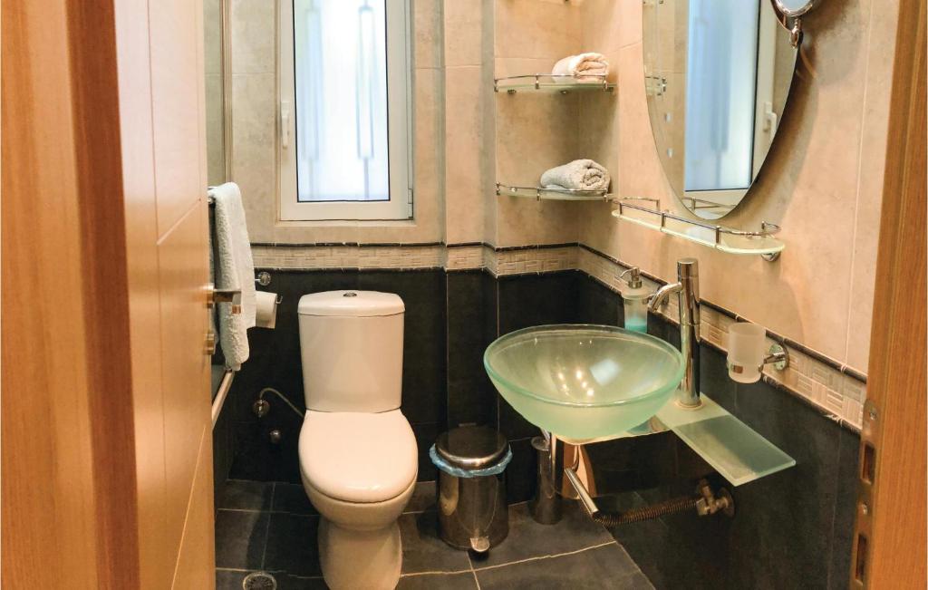 Beautiful home in Artemida with 2 Bedrooms and WiFi photo