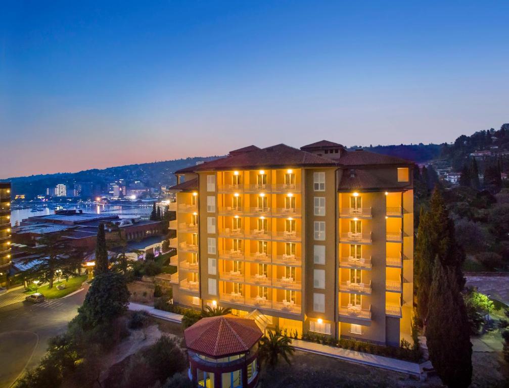 Remisens CASA ROSA - Hotel Metropol Annexe — Hotel in Portoroz