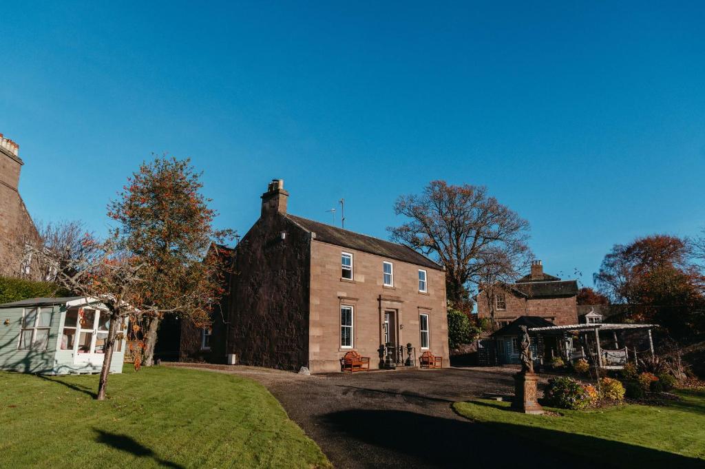 Large Holiday Home perfect for family gatherings, Angus