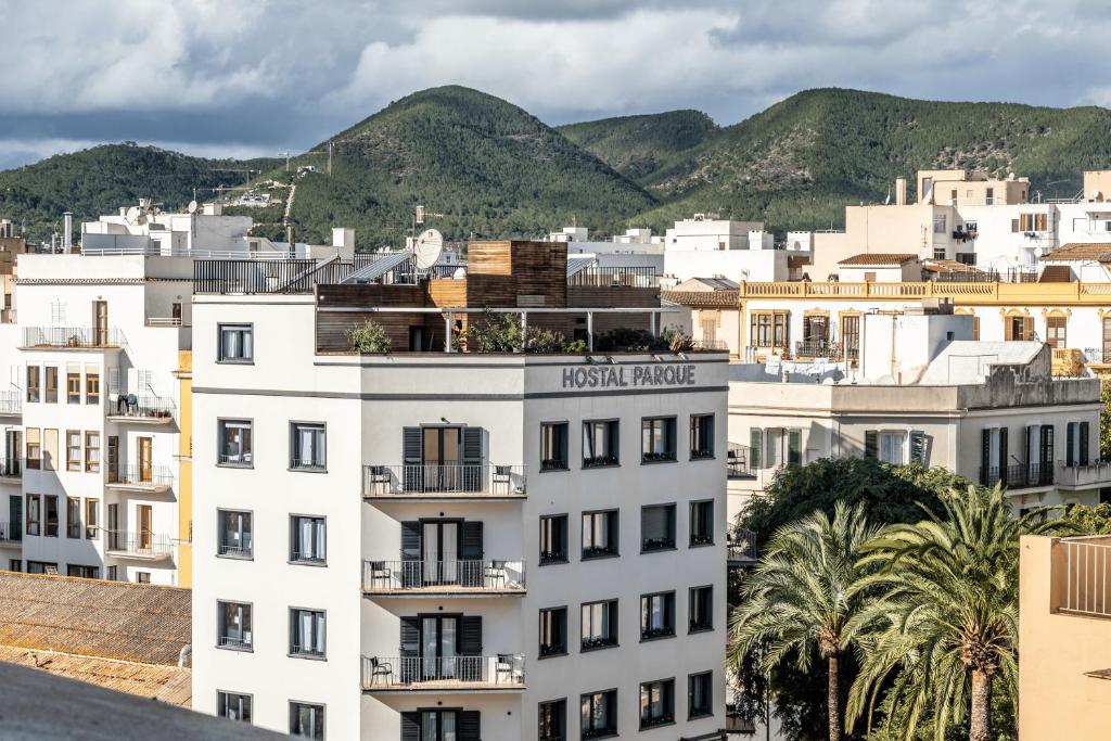 Hostal Parque Ibiza - 2