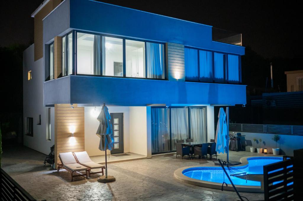 Luxury Scandinavian - Villa Montenegro - 5