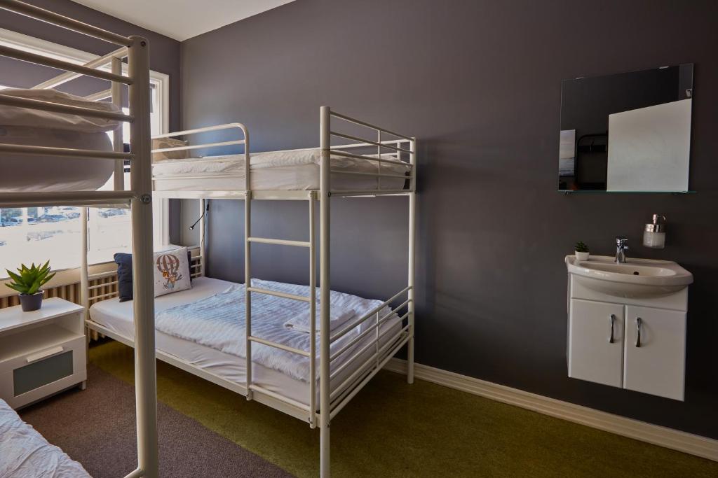 Reykjavik Downtown Guesthouse photo