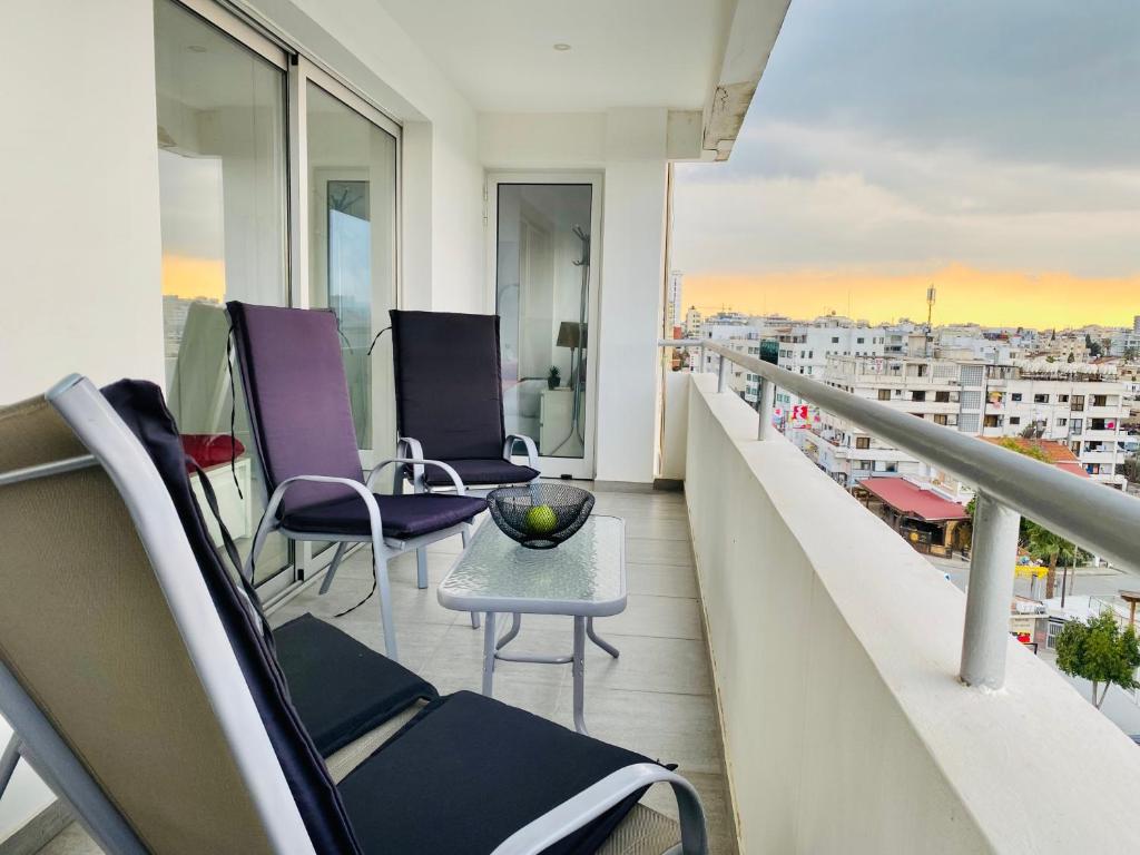 Panoramic Seaside Getaway, 2-BR Penthouse photo
