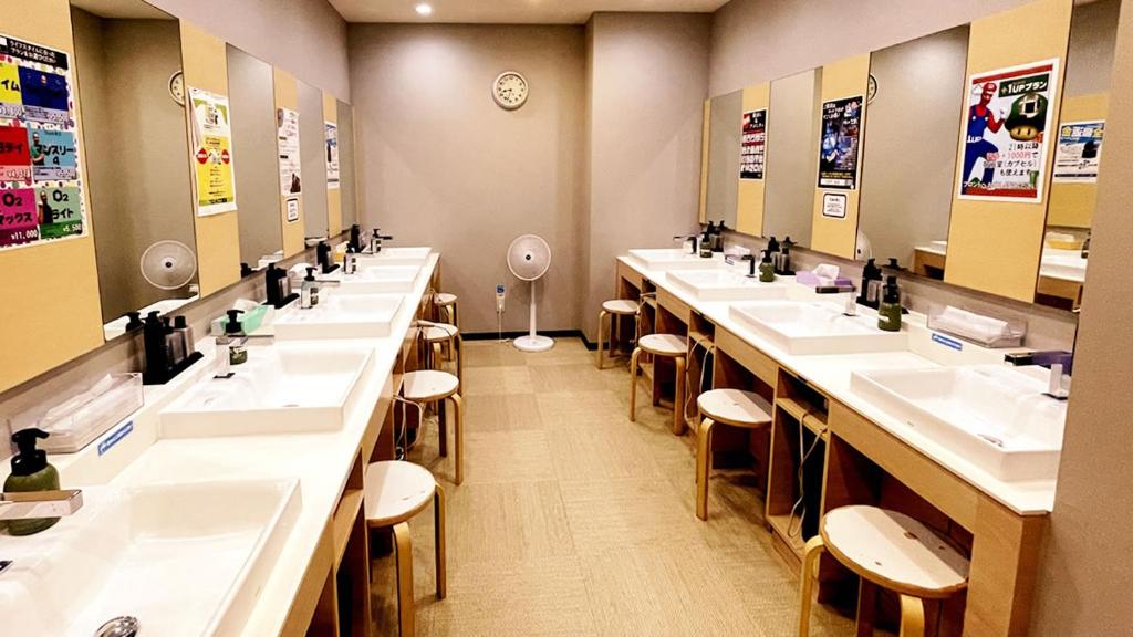 Capsule Hotel Topos Sendai Station Nishiguchi 호텔 이미지 1