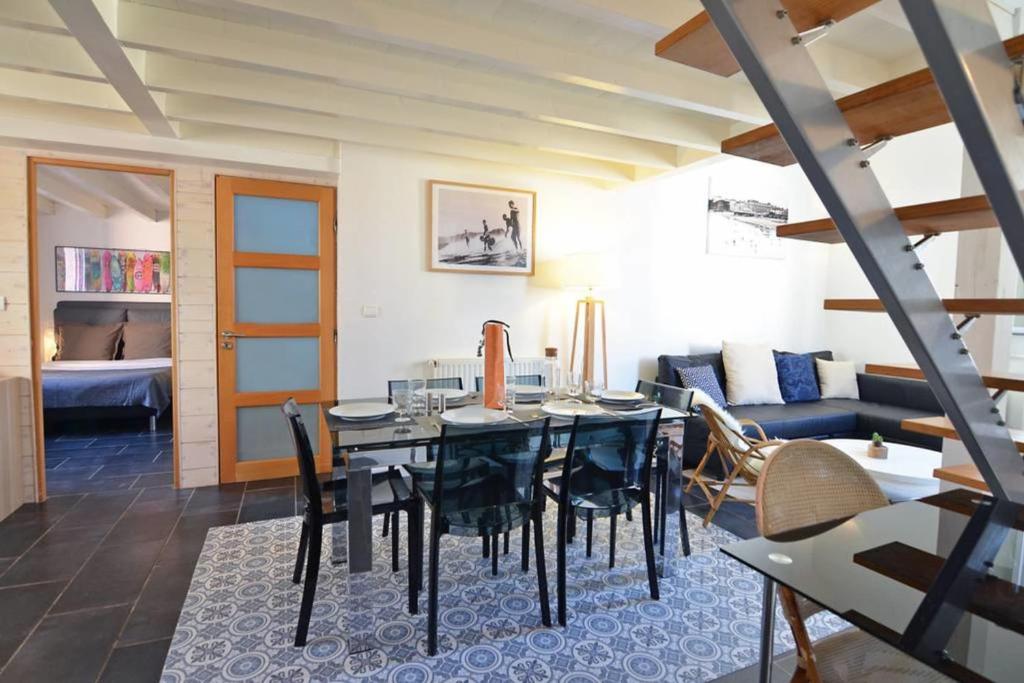 Duplex Voltaire Modern Apartment - 3 bedrooms - citycenter and beach - WIFI - 2