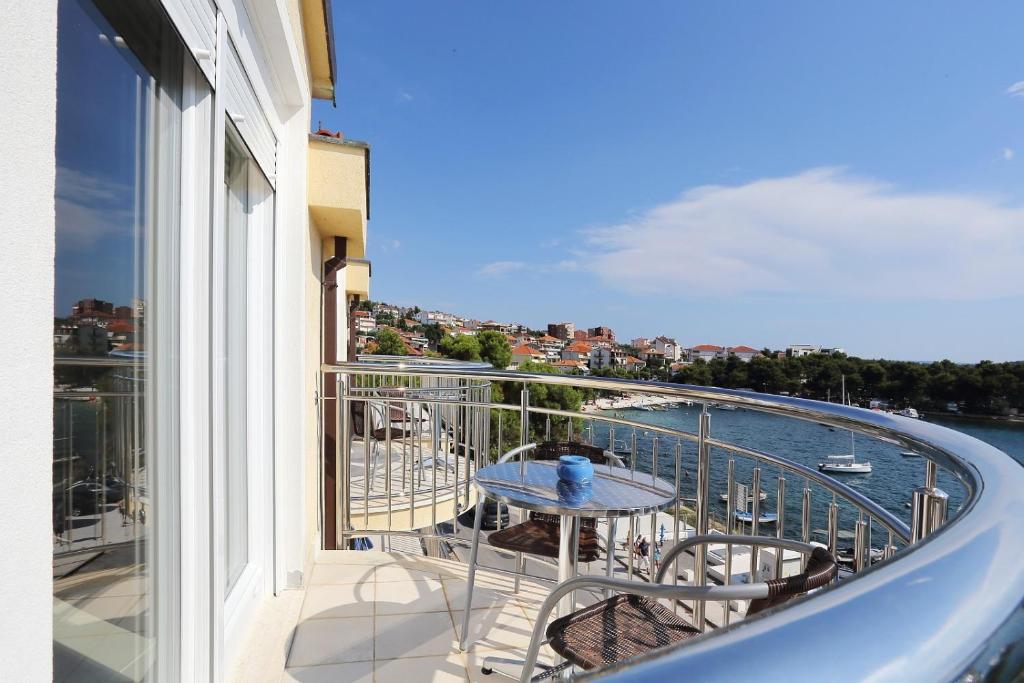 Apartments Dado Trogir photo