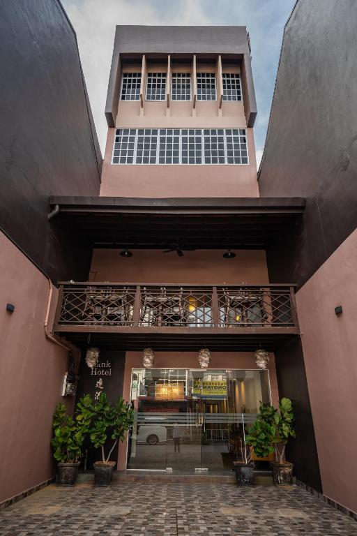 Link Hotel