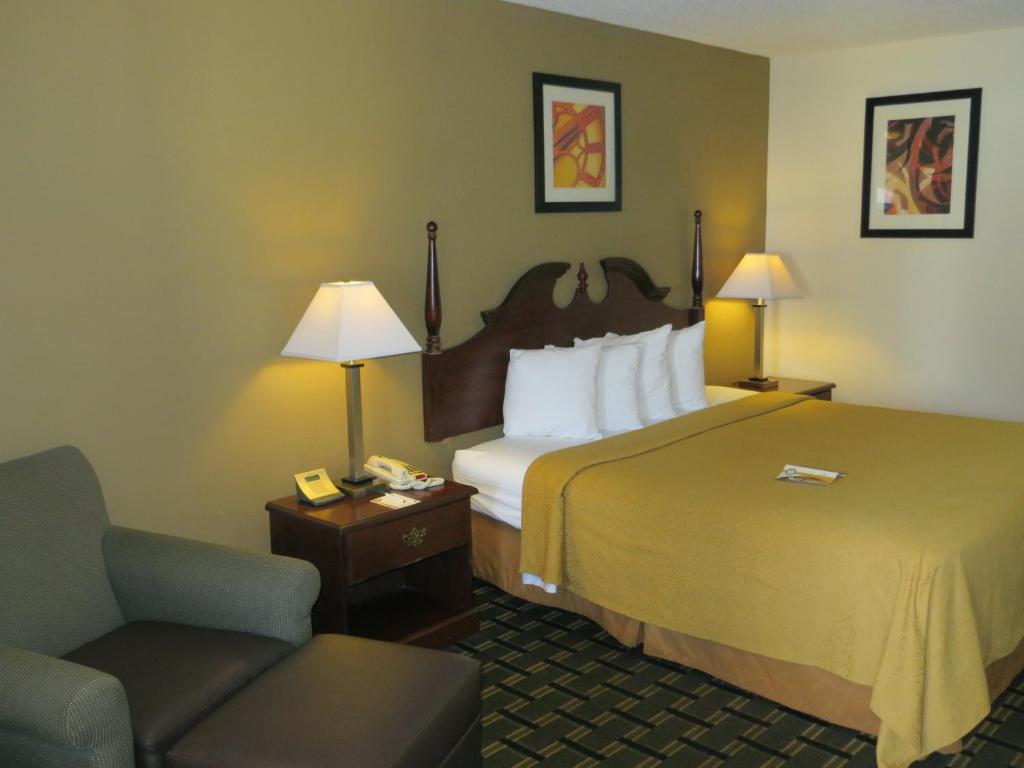 Quality Inn & Suites Morrow Atlanta South photo