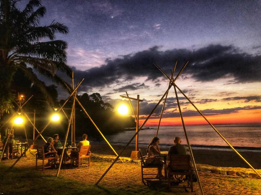 レストラン