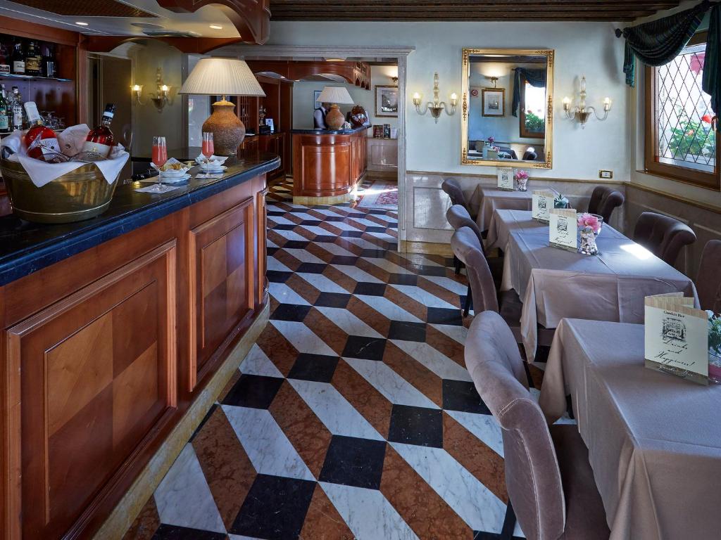Venice Antiche Figure Hotel Additional