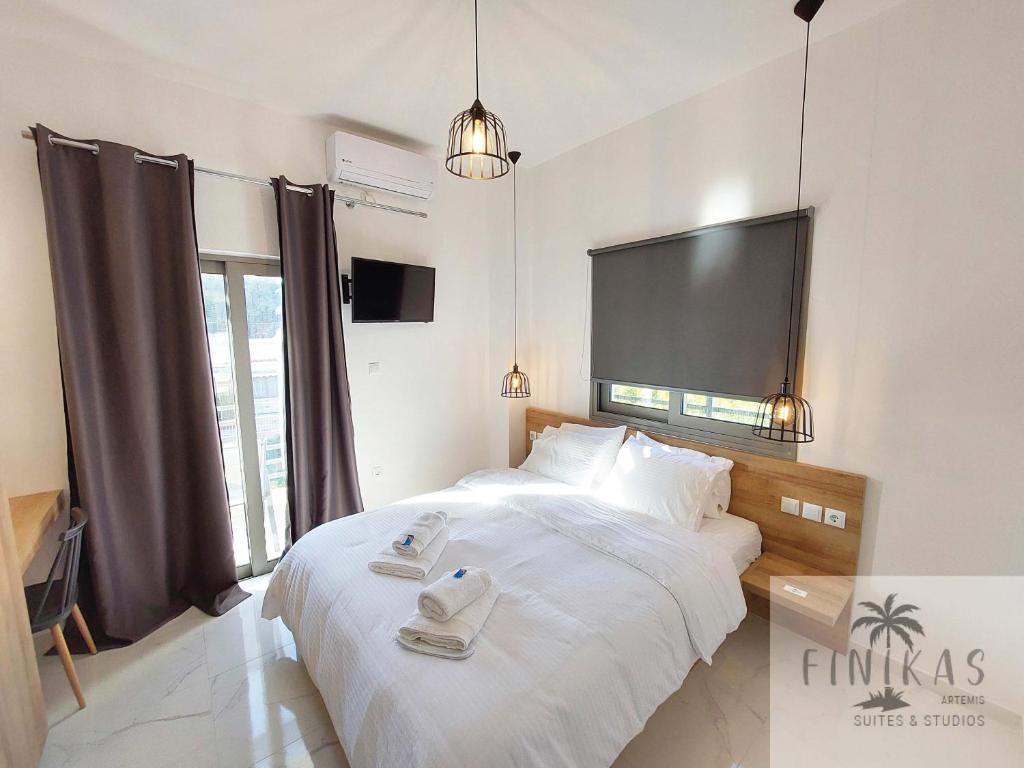 FINIKAS Suites & Apartments 10min from Athens Airport photo