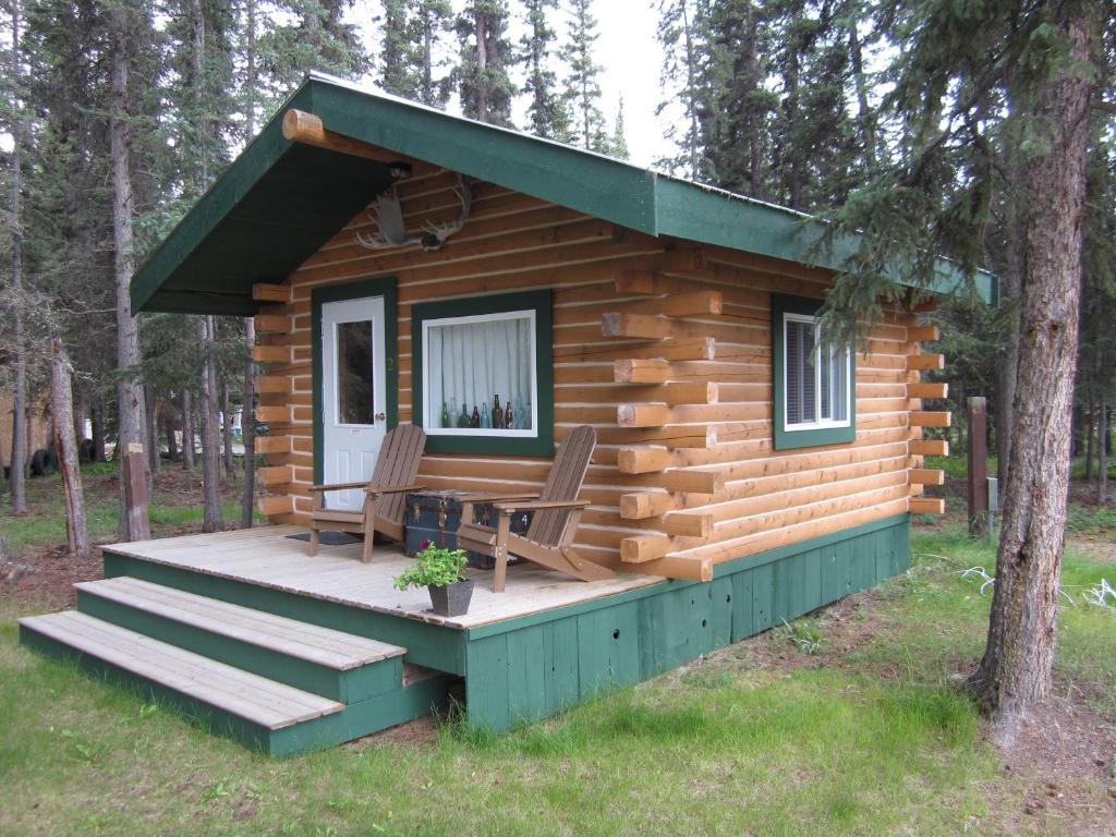 Six Mile River Resort — Hotel in Tagish (YT)