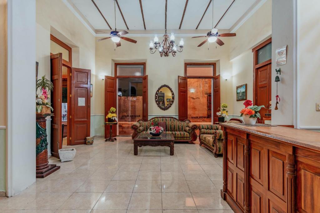 Hotel Santa Maria Merida photo