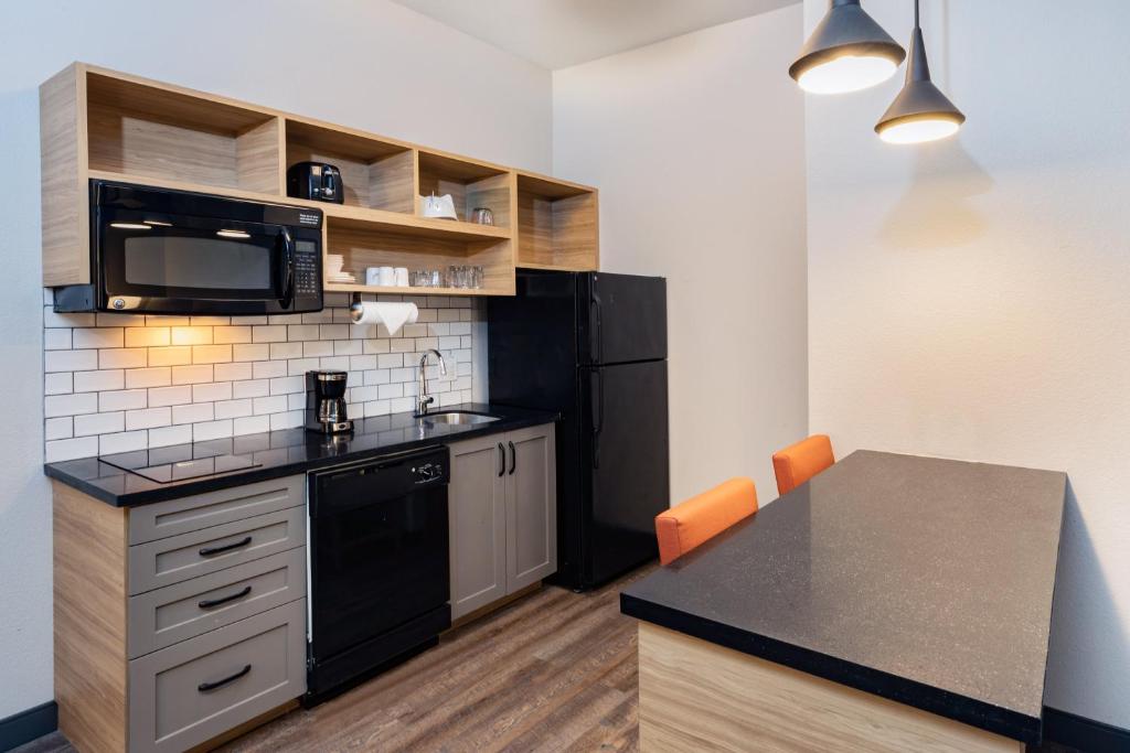 Candlewood Suites Mount Pleasant photo