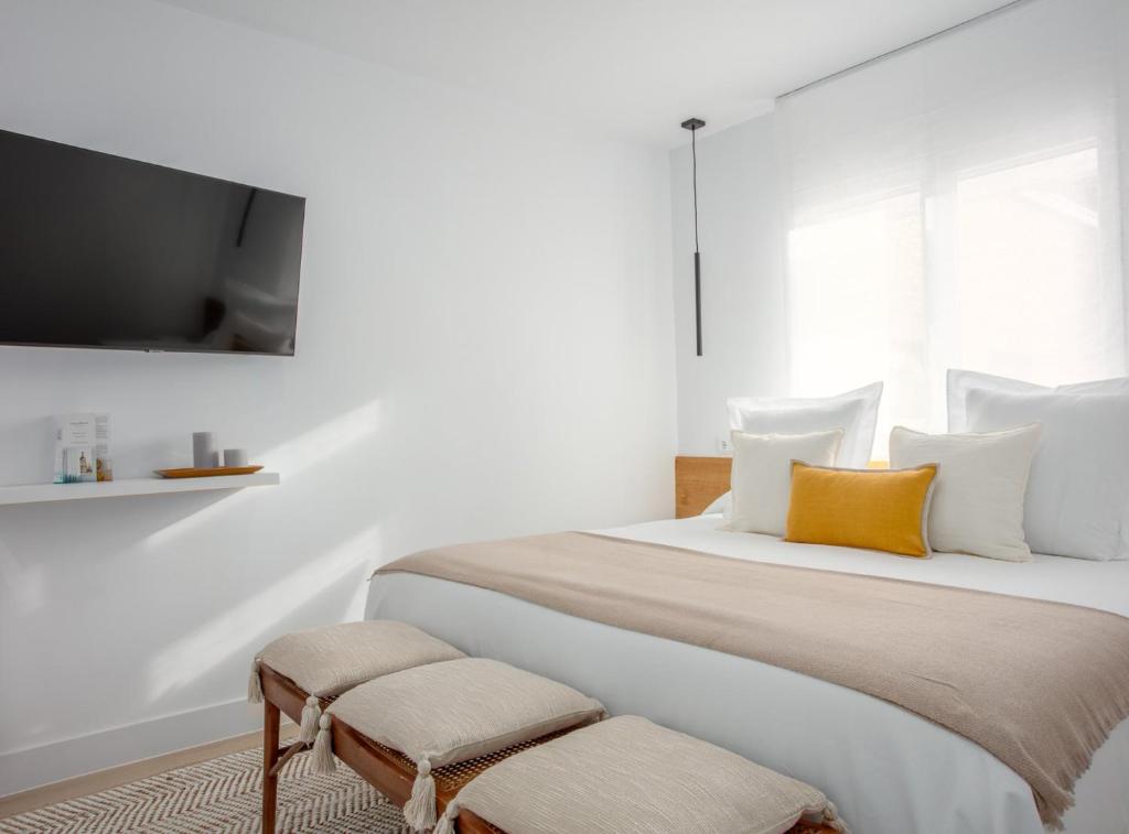 Renovated small loft for 2 pax AYALA III — Hotel in Madrid