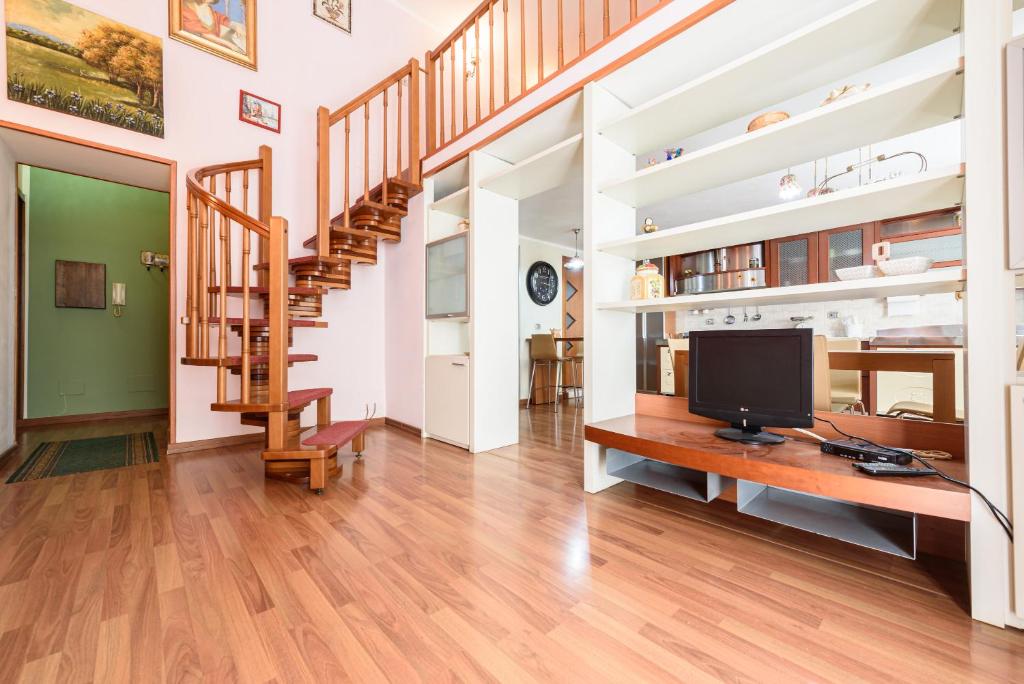 Via Melisurgo 23, Neapol