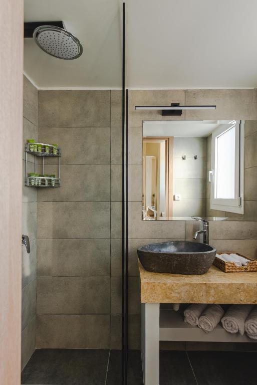 Living Stone Aparthotel photo