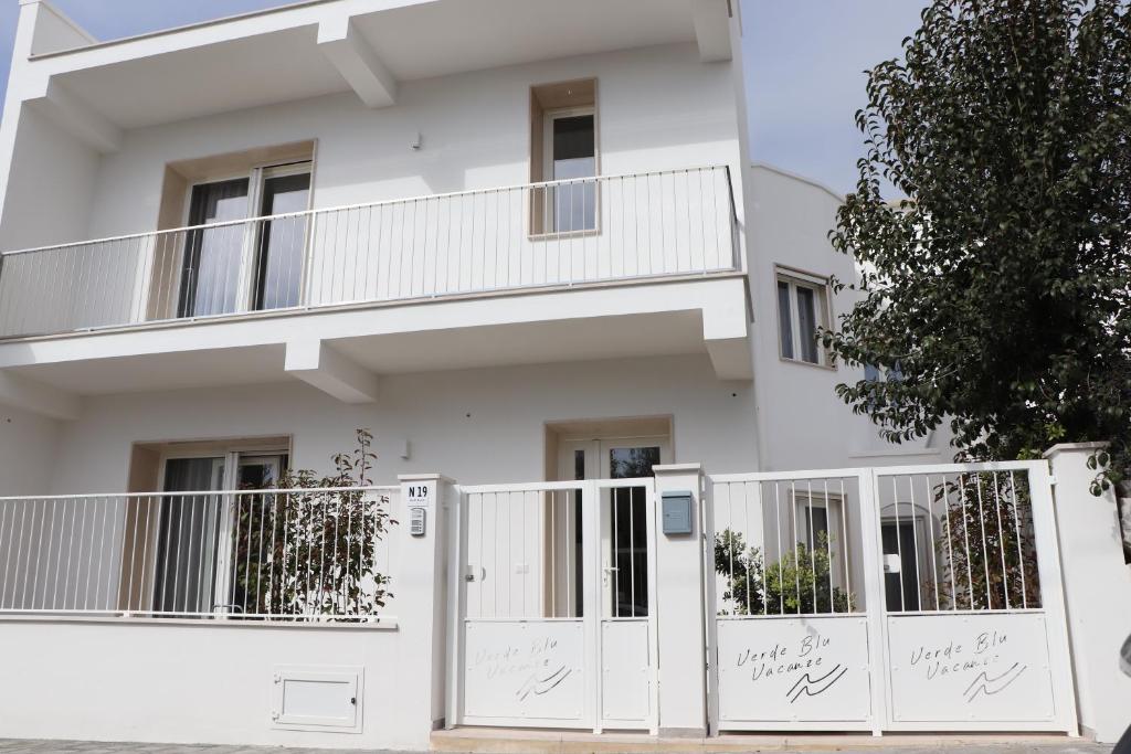 Verde Blu Vacanze Suites - 1