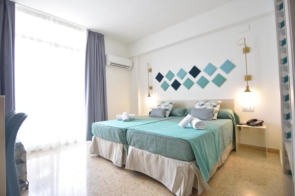 Hotel Gala Placidia 3'''sup — Pokoje in Benidorm, Wspólnota Walencka
