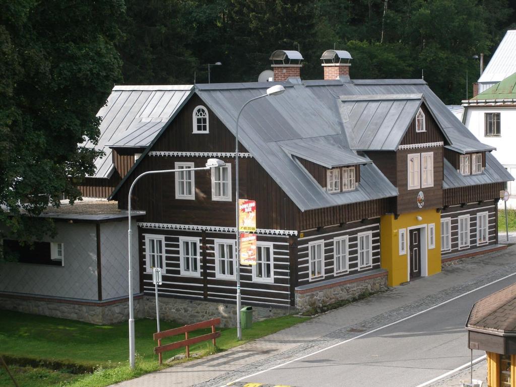 Pecka Penzion — Hotel in Pec pod Snezkou