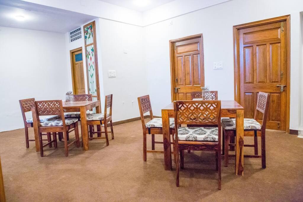 Sternlion Apartments photo