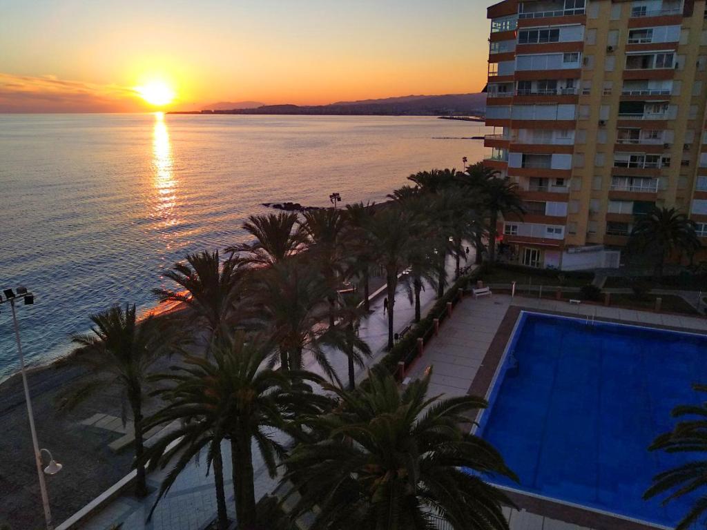 Apartamentos Intercentro Algarrobo-Costa APARTAMENTOS TURISTICOS -INMOBILIARIA photo