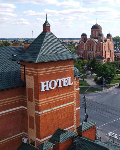 Golden Lion Hotel photo