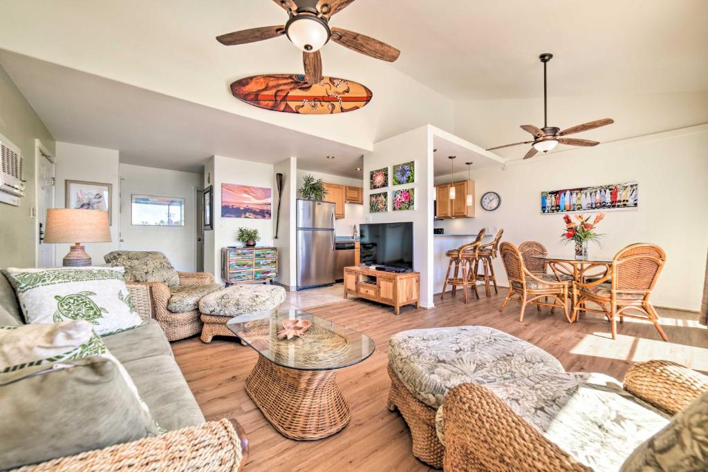 Kihei Oceanside Escape with Balcony - Steps to Beach, Kihei