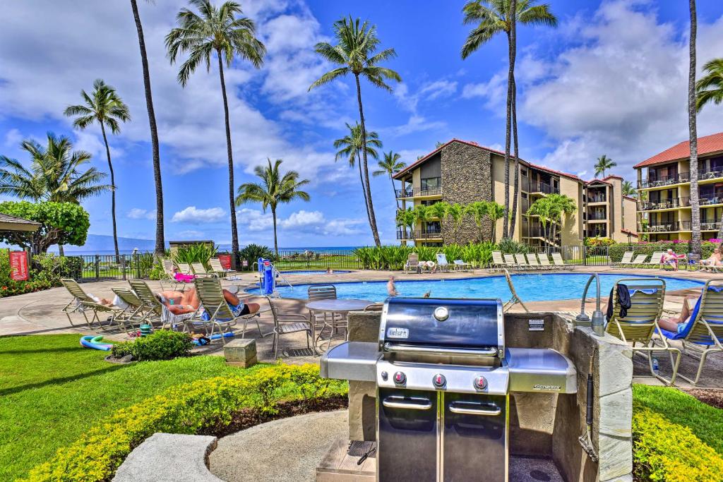 Lahaina Resort Retreat with swimmingpool and Ocean Views! Apartment